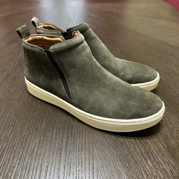 Sofft Britton Il, Waterproof Ankle Boot Sneakers in Army Green, Women’s Size 9 - Picture 5 of 12